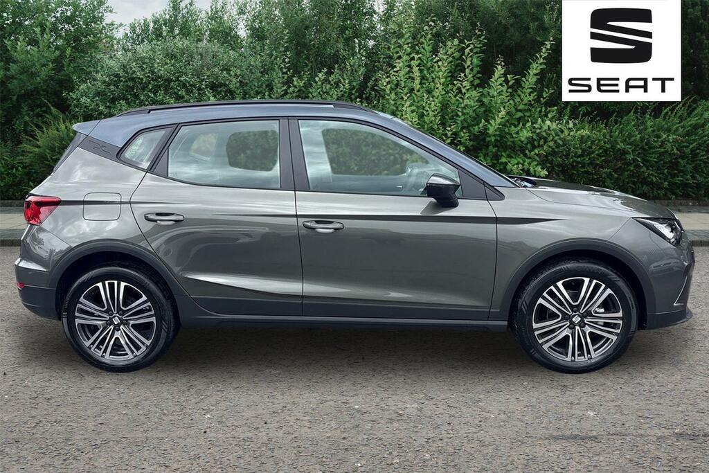 Seat Arona 1.0 Tsi Se Technology HN26YJR Green #4
