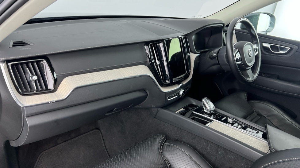 Volvo XC60 Recharge Inscription Pro, T8 Awd Plug-in Hybrid Grey #6