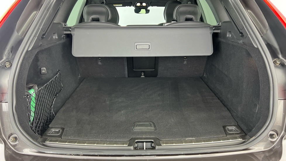 Volvo XC60 Recharge R-design, T6 Awd Plug-in Hybrid Grey #5