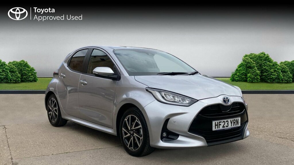 Toyota Yaris 1.5 Vvt-h Design E-cvt Euro 6 Ss Silver #2