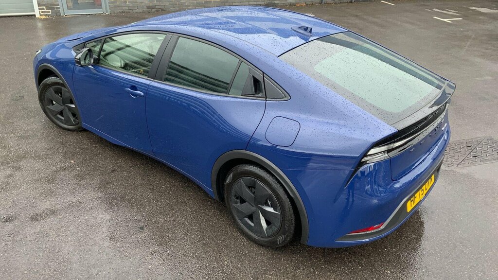Toyota Prius Excel Blue #95