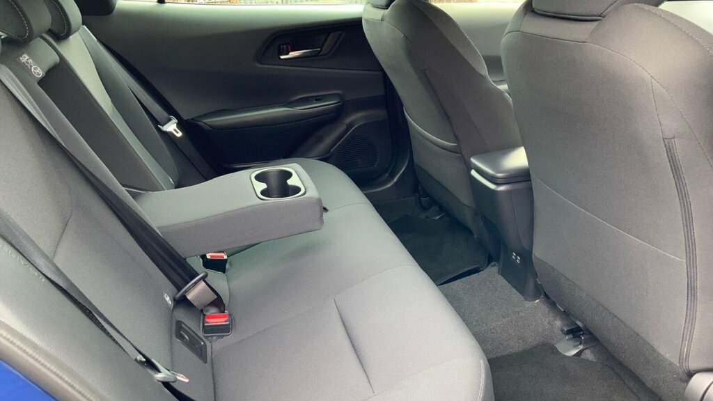 Toyota Prius Excel Blue #16