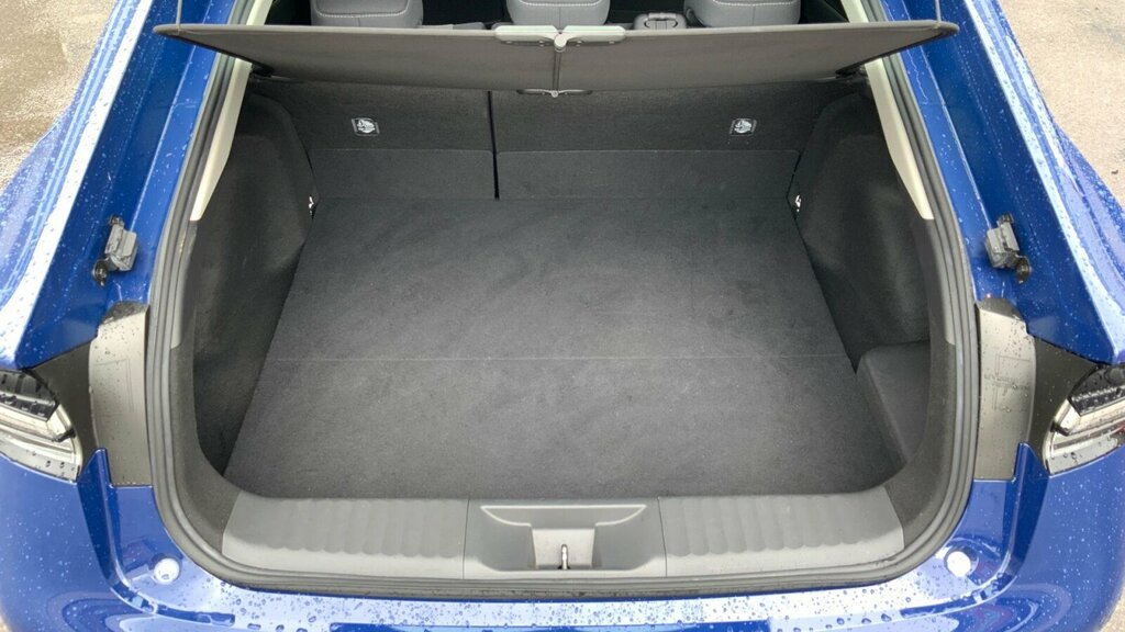 Toyota Prius Excel Blue #28