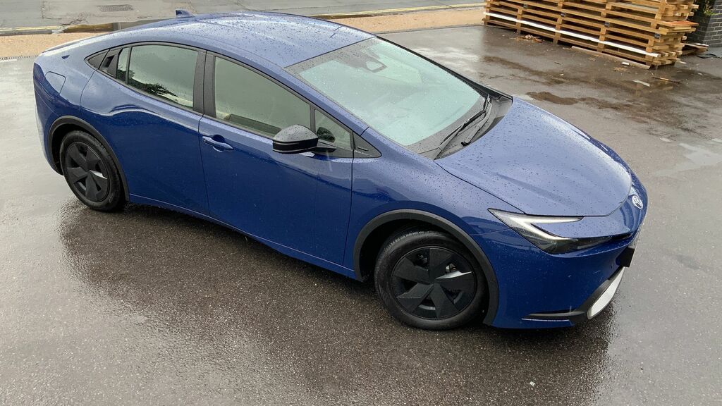 Toyota Prius Excel Blue #87