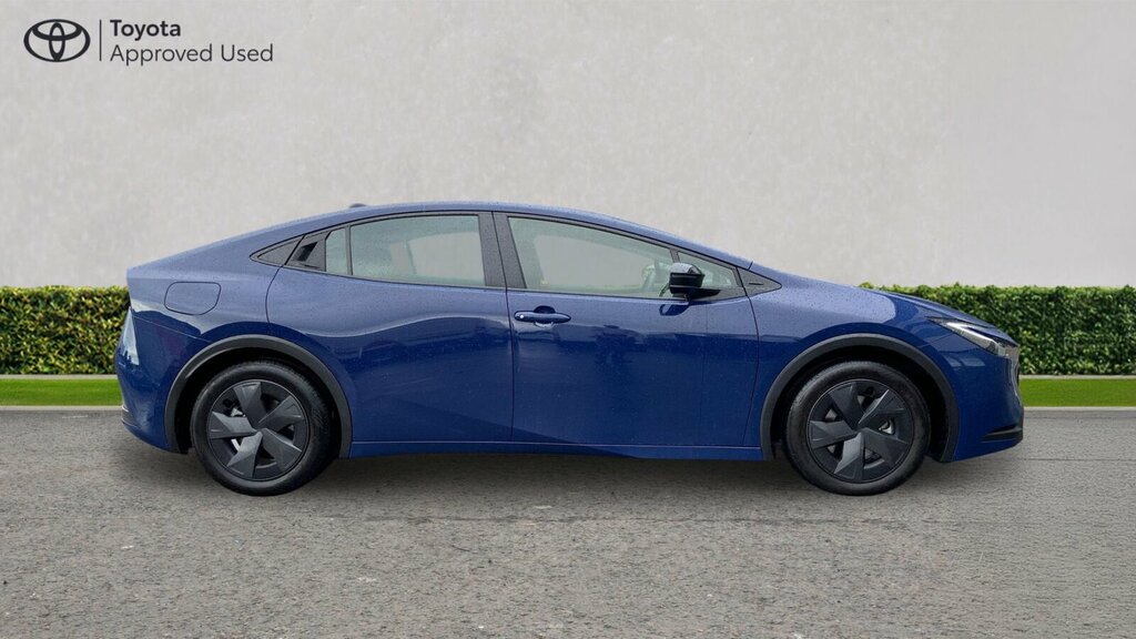 Toyota Prius Excel Blue #50