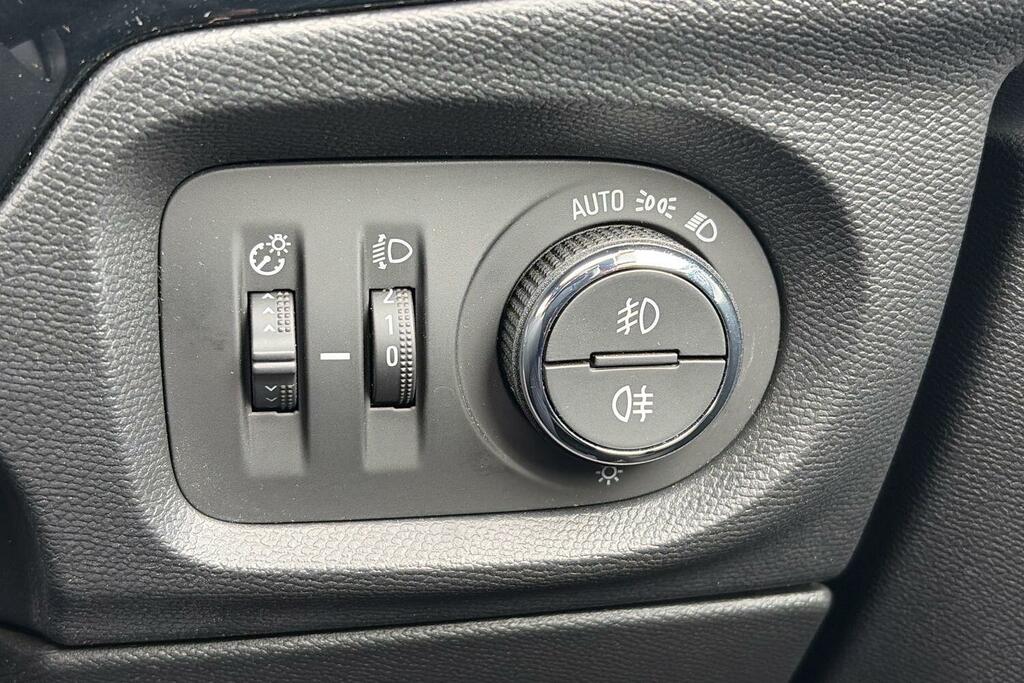 Vauxhall Corsa-e 50Kwh Gs Red #48
