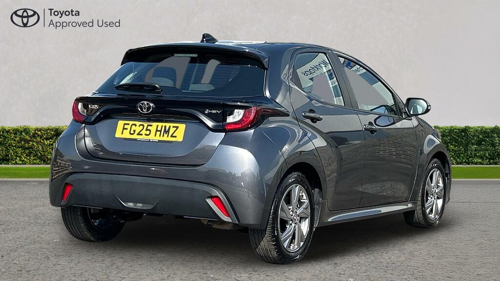 Toyota Yaris 1.5 Vvt-h Icon E-cvt Euro 6 Ss FG25HMZ Grey #4