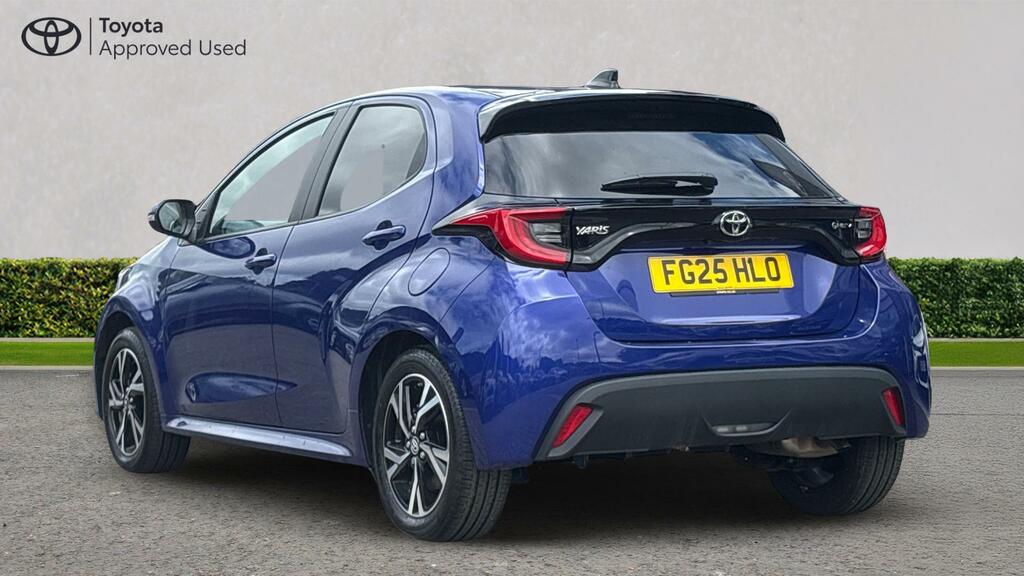 Toyota Yaris 1.5 Vvt-h Design E-cvt Euro 6 Ss FG25HLO Blue #4