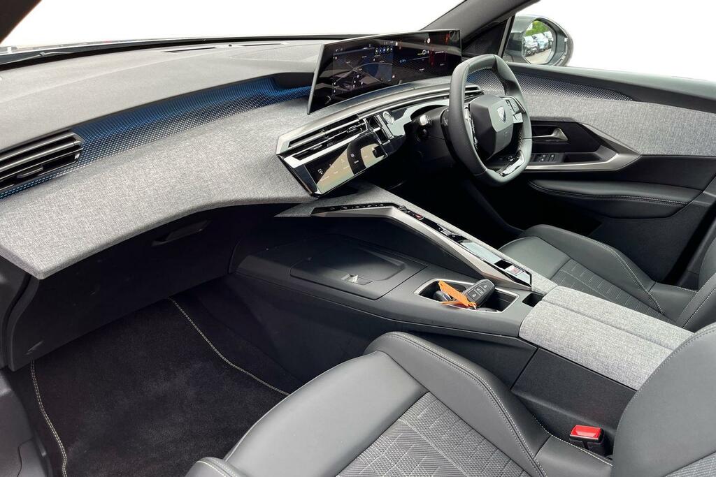 Peugeot 3008 73Kwh Gt KS25DXX Grey #2