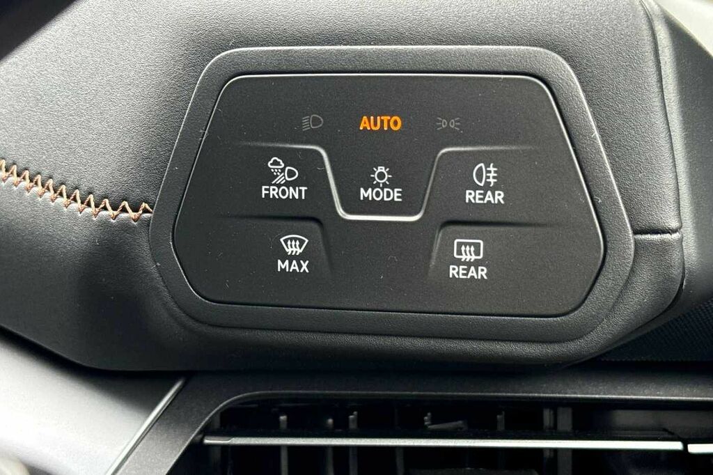 Cupra Born Cupra Hatchback 240Kw E-boost Vz 79Kwh Black #21