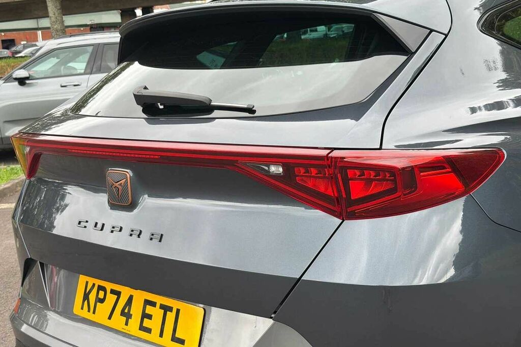 Cupra Formentor 1.4 Ehybrid 204 V1 Dsg Black #24