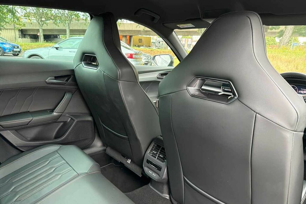 Cupra Formentor 1.4 Ehybrid 204 V1 Dsg Black #29