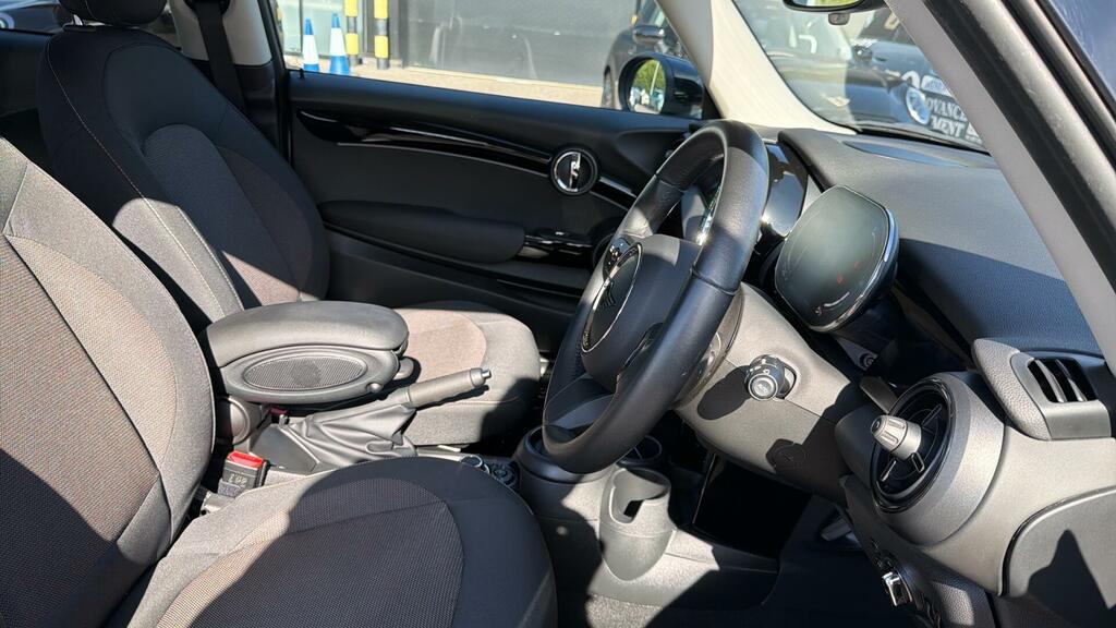 Mini Hatch 2.0 Cooper S Sport Hatchback 4 Seat Aut Yellow #11