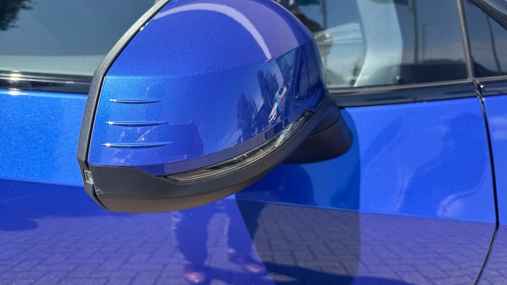 BMW 2 Series Active Tourer 220I Mht M Sport Dct Tech Plus Pack Black #35