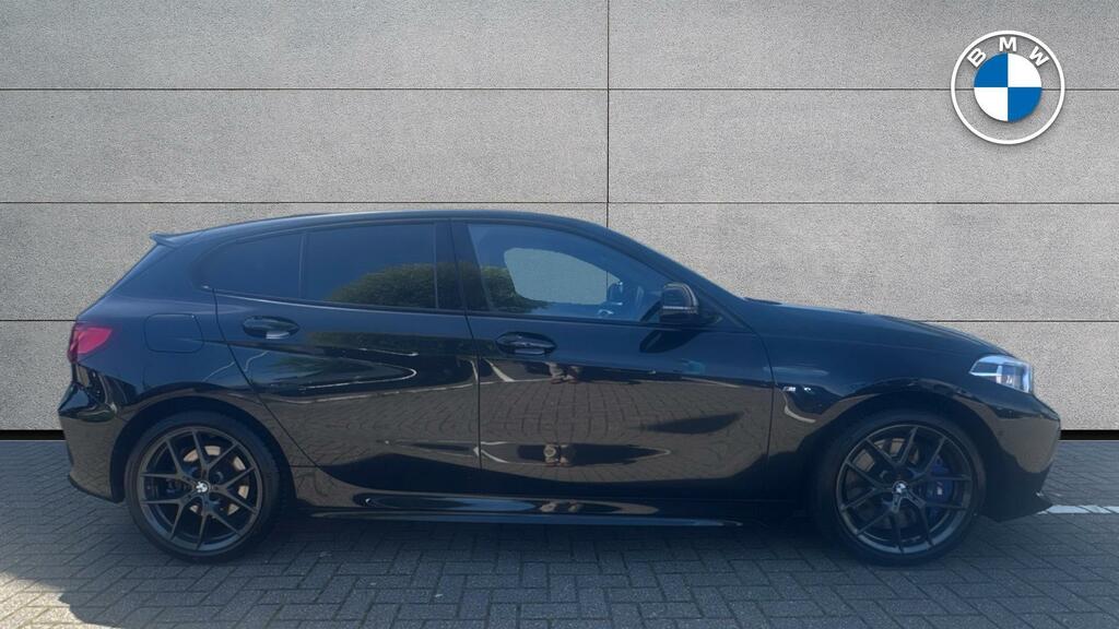 BMW 1 Series 118I M Sport Black #3