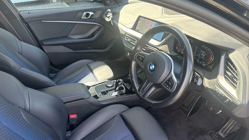 BMW 1 Series 118I M Sport Black #6