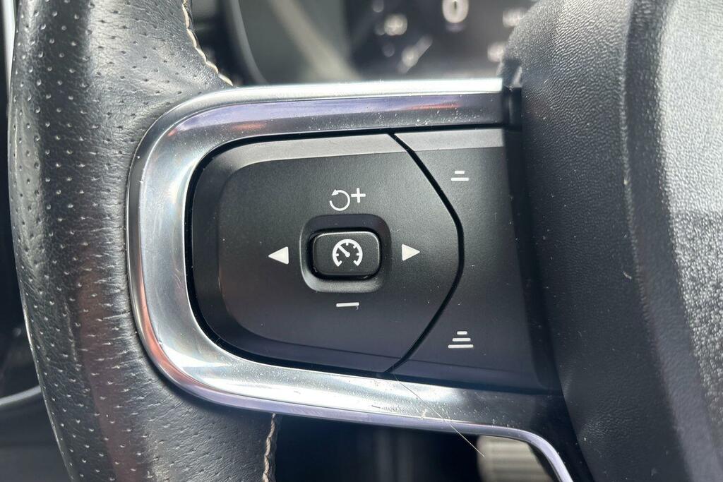 Volvo XC40 T3 Inscription Blue #20