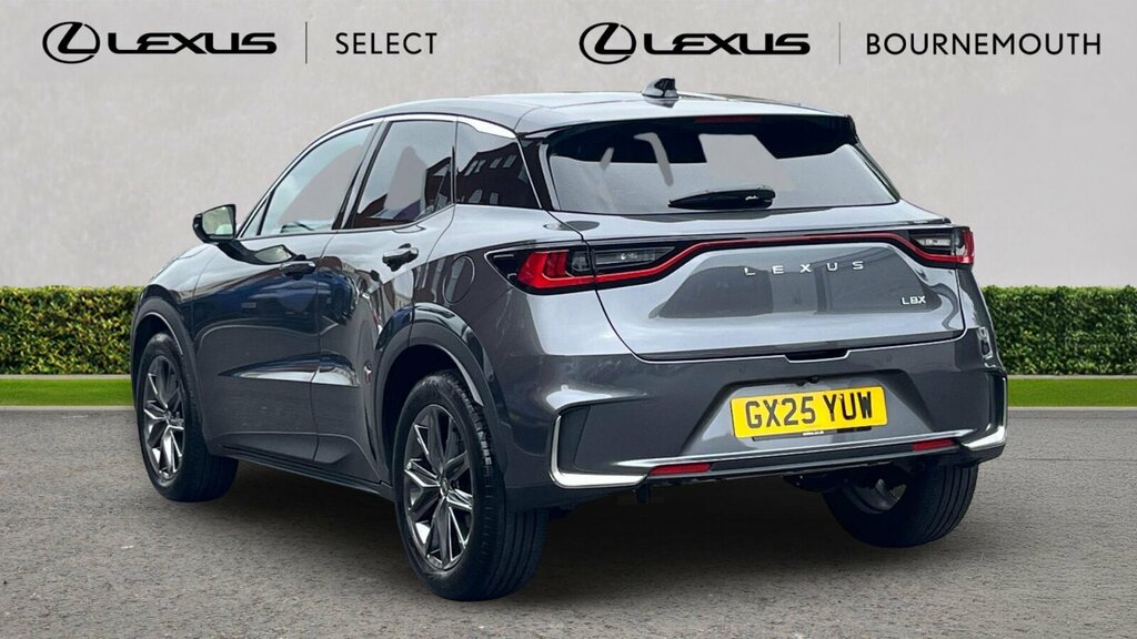 Lexus LBX 1.5 Vvt-ie Takumi E-cvt Euro 6 Ss Grey #4