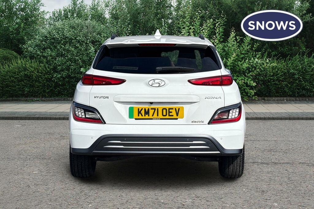 Hyundai Kona 64Kwh Ultimate 10.5Kw Charger White #4
