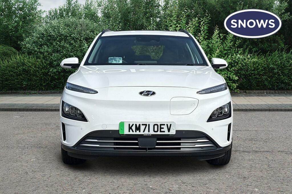Hyundai Kona 64Kwh Ultimate 10.5Kw Charger White #2