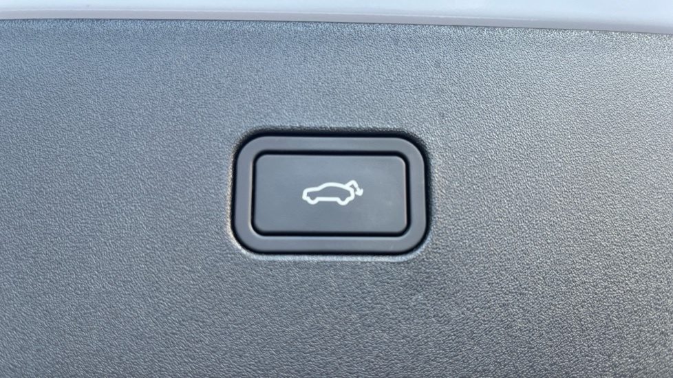 Volvo EX30 Ultra, Single Motor Extended Range, 9,0 Grey #33