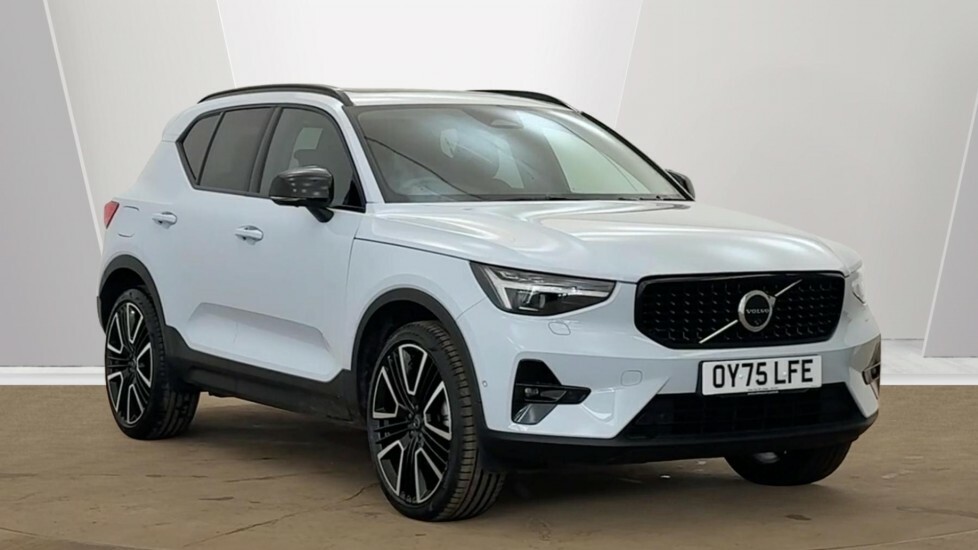 Volvo XC40 Ultra, B3 Mild Hybrid, Dark Blue