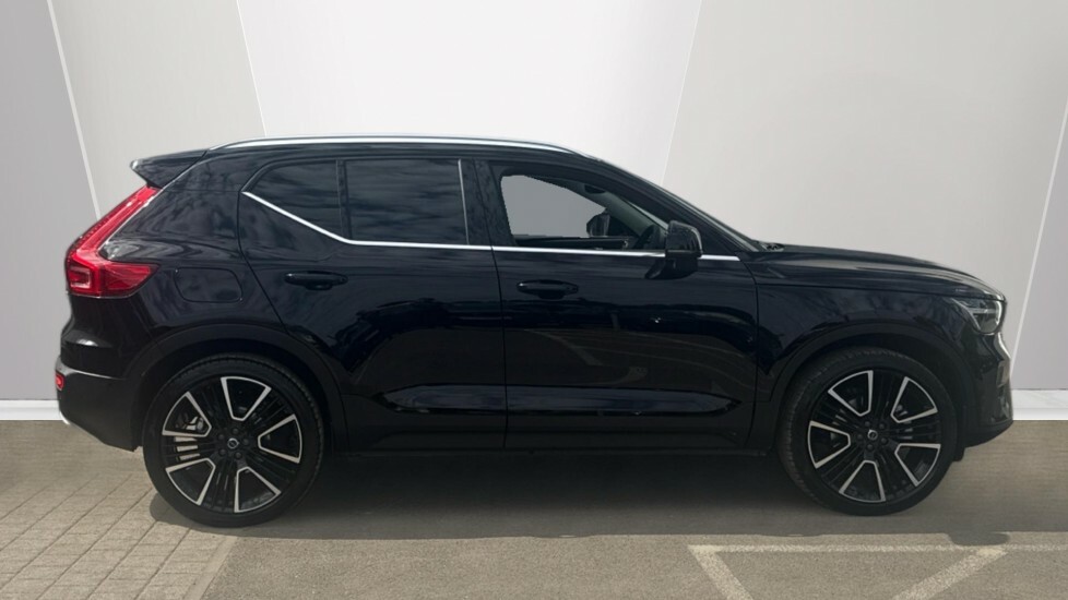 Volvo XC40 Ultra, B4 Mild Hybrid, Bright Black #3