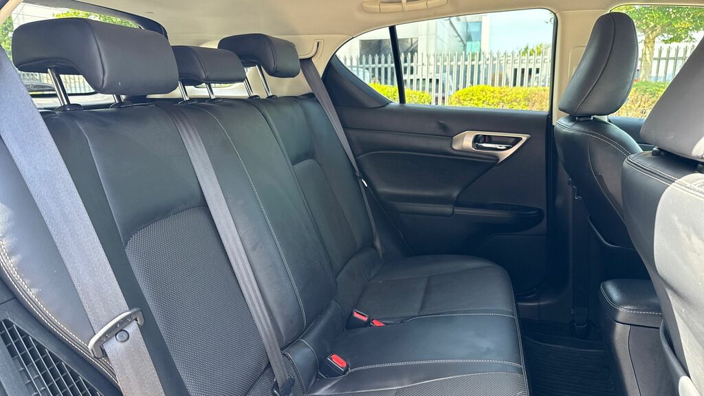 Lexus CT 1.8 200H Premier Hatchback Hybrid Cvt E Blue #8