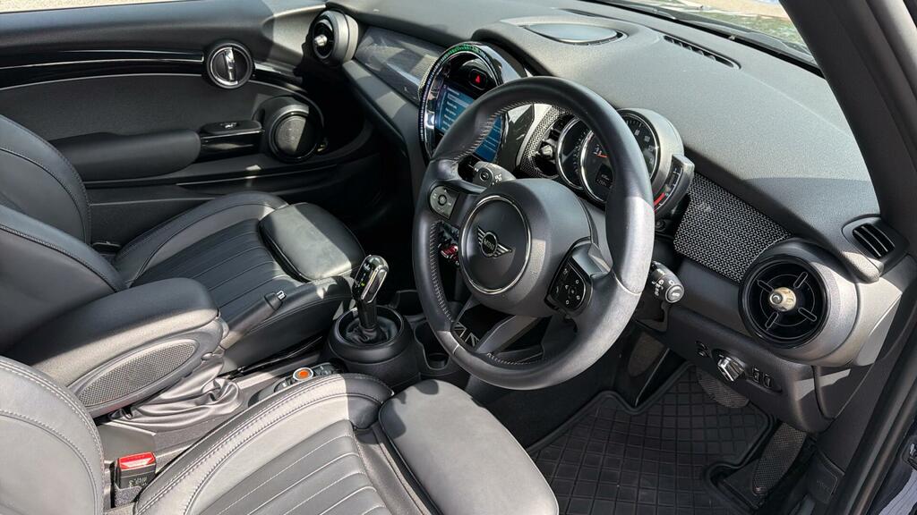 Mini Hatch 3-Door Hatch Cooper S Exclusive HN72SFO Black #6