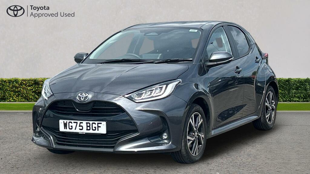 Toyota Yaris 1.5 Vvt-h Design E-cvt Euro 6 Ss WG75BGF Grey #3