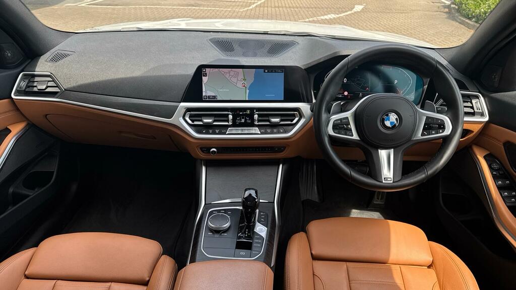 BMW 3 Series 320I Xdrive M Sport Saloon RO69MXW White #4