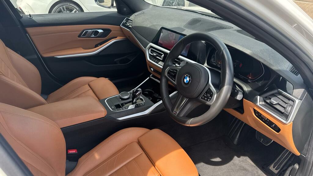 BMW 3 Series 320I Xdrive M Sport Saloon RO69MXW White #6