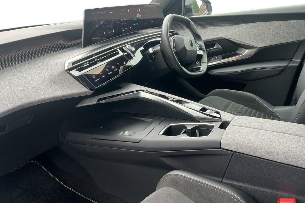 Peugeot 5008 73Kwh Gt PX74WEW Grey #2