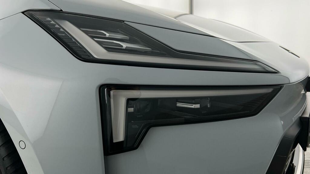 Polestar 4 Dual Motor 100Kwh Long Range Plus Suv White #39