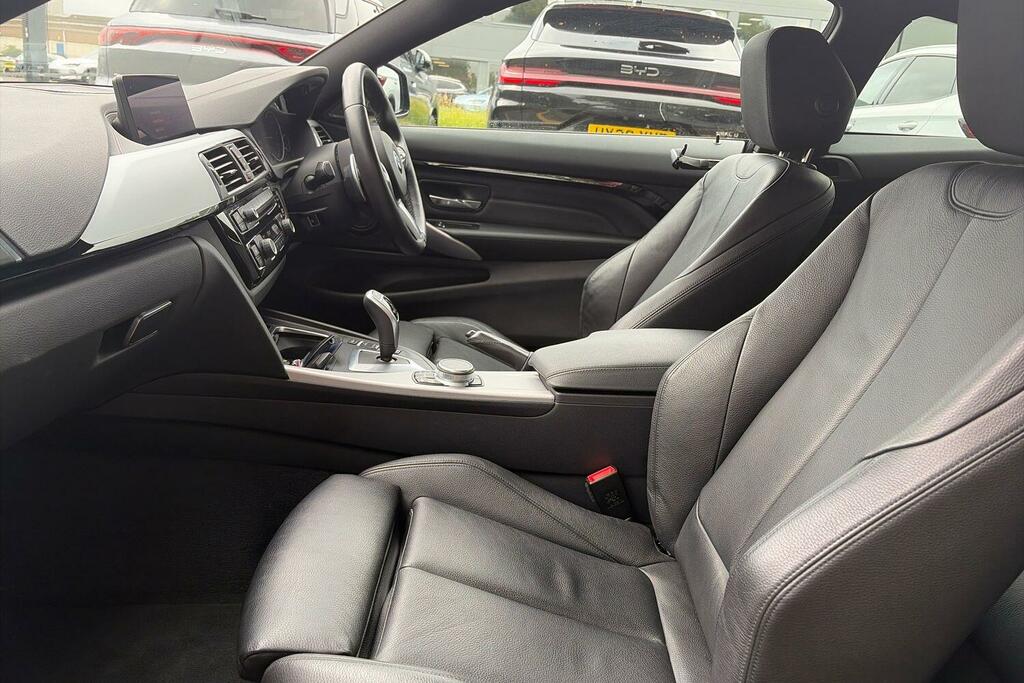 BMW 4 Series 420D Sport Gran Coupe White #41