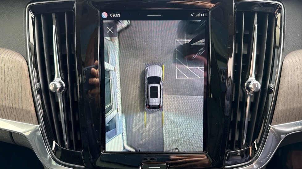 Volvo V90 Momentum, B4 Mild Hybrid Climate Pack Blue #17