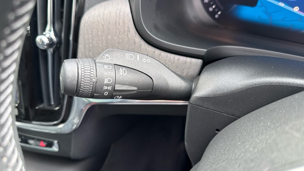 Volvo V90 Momentum, B4 Mild Hybrid Climate Pack Blue #18