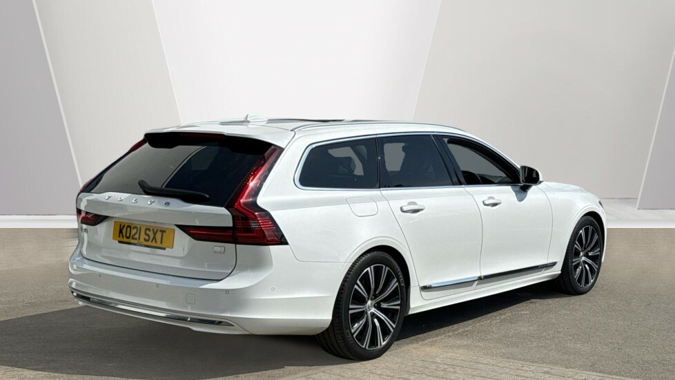 Volvo V90 Recharge Inscription, T6 Awd Plug-in Hybrid White #2