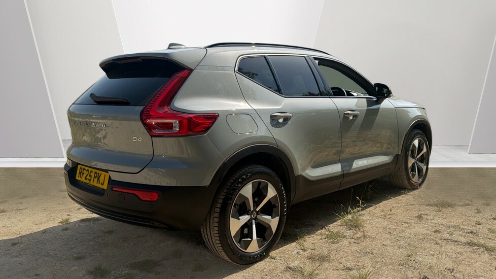 Volvo XC40 Plus, B4 Mild Hybrid, Dark RF25PKJ Grey #2