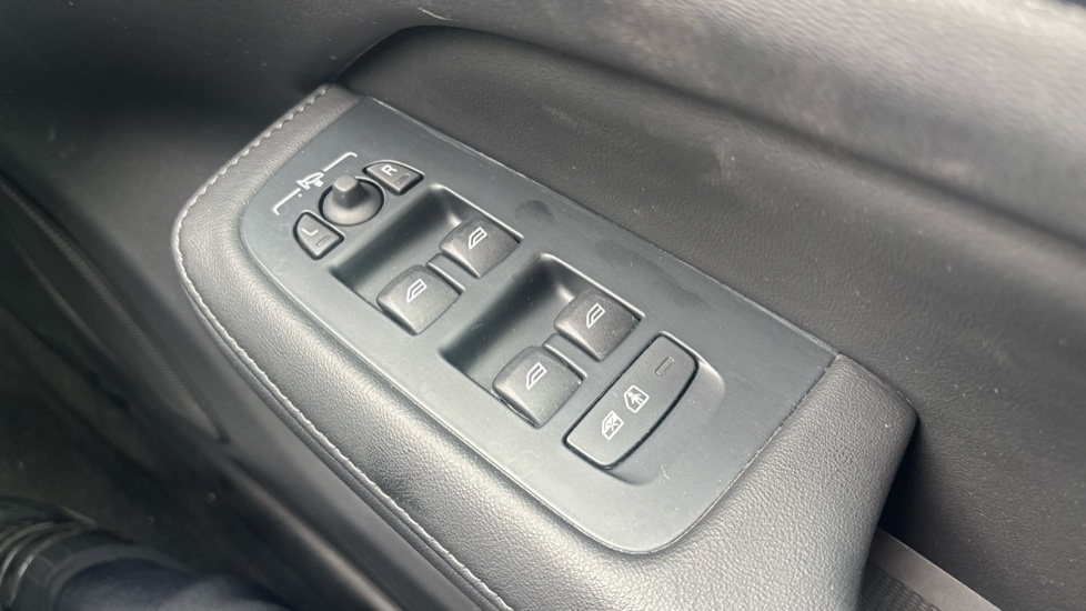 Volvo V60 Plus, B4 Mild Hybrid, Tailgate-apple Grey #22