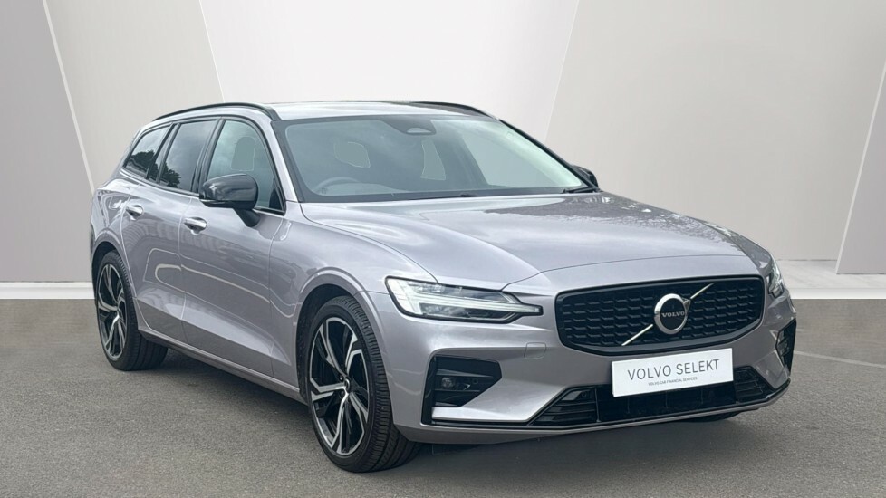 Volvo V60 Plus, B4 Mild Hybrid, Dark Silver