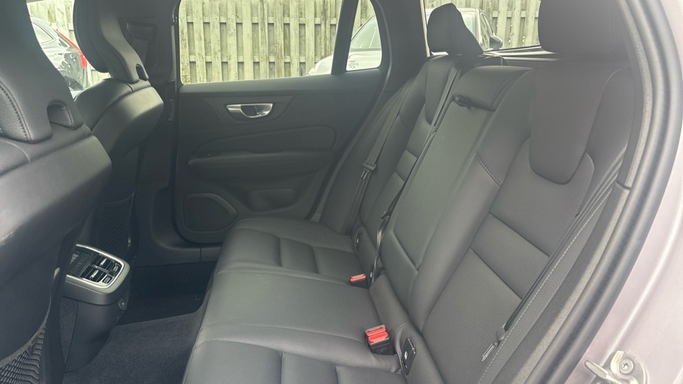 Volvo V60 Plus, B4 Mild Hybrid, Tailgate-apple Grey #25