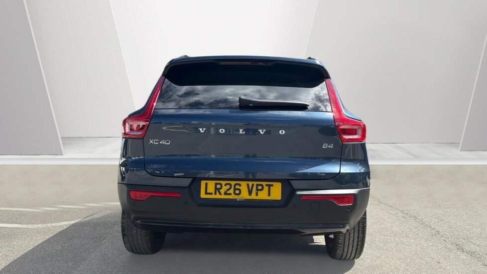 Volvo XC40 Plus, B4 Mild Hybrid, Dark  #7
