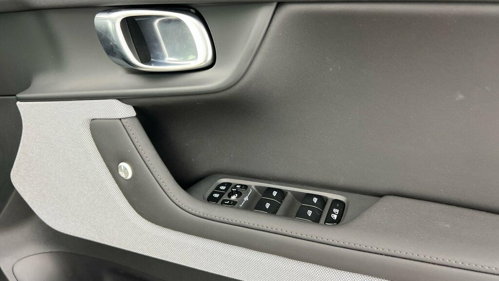 Polestar 2 Polestar 2 Fastback 220Kw 82Kwh Long Range Sm Pil Grey #33