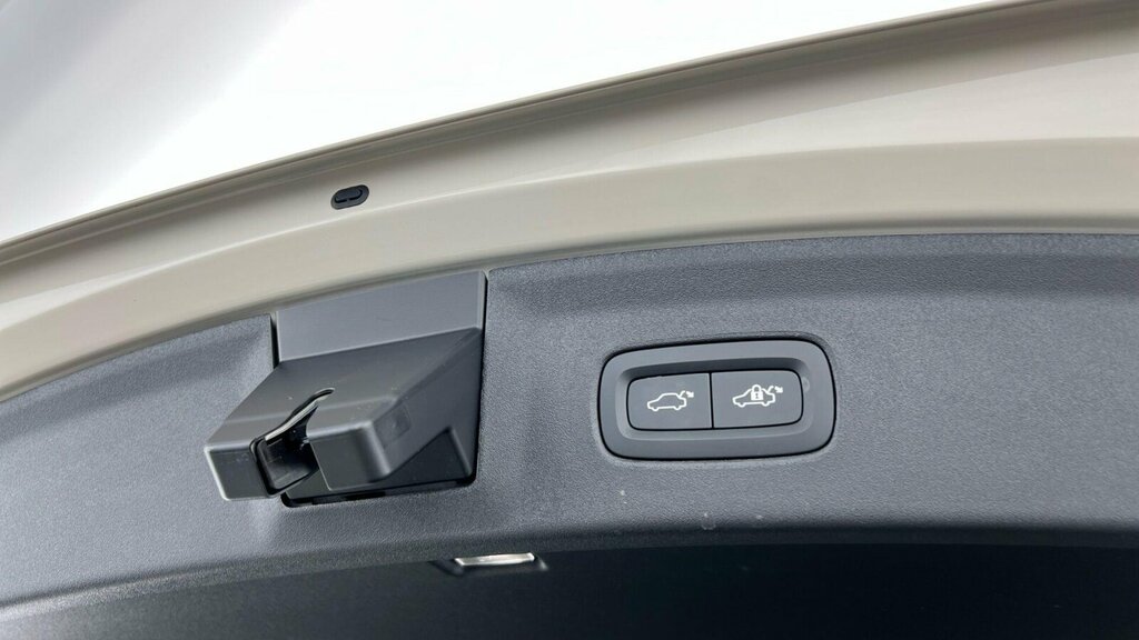 Polestar 2 Polestar 2 Fastback 220Kw 82Kwh Long Range Sm Pil Grey #30