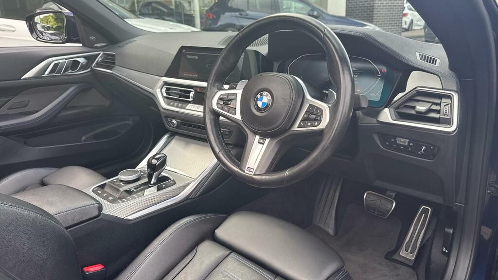 BMW 4 Series M440d Xdrive Convertible Blue #6
