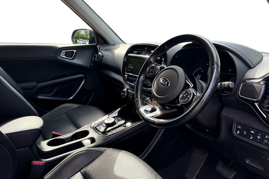 Kia Soul 64Kwh First Edition Blue #6