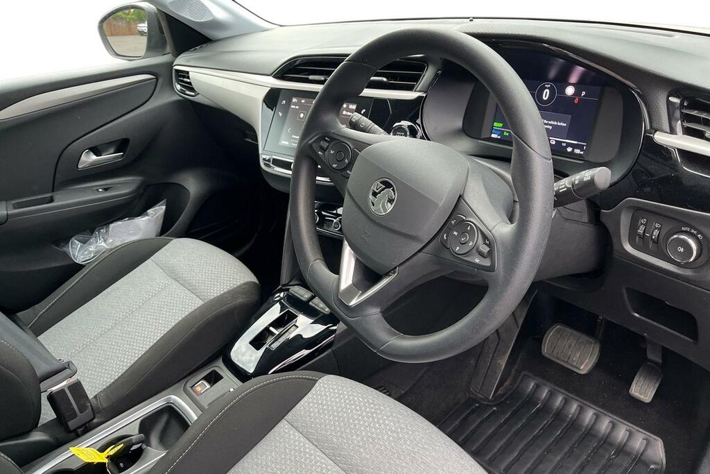 Vauxhall Corsa-e 50Kwh Design FV74GRF White #6
