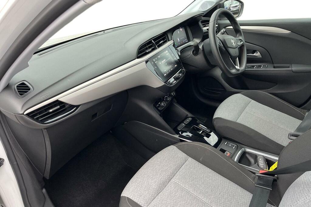 Vauxhall Corsa-e 50Kwh Design FV74GRF White #2