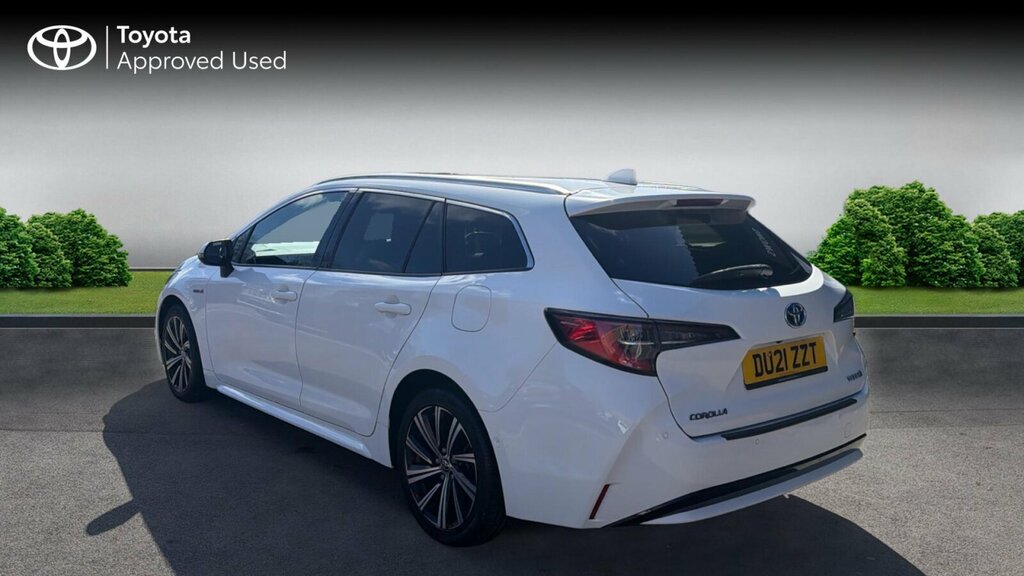 Toyota Corolla 1.8 Vvt-h Design Touring Sports Cvt Euro 6 Ss 5 White #4